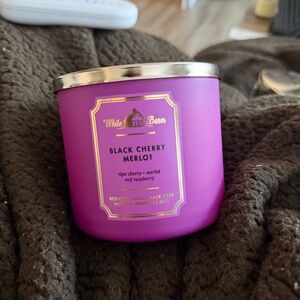 White Barn Black Cherry Merlot Candle - Vibrant Purple